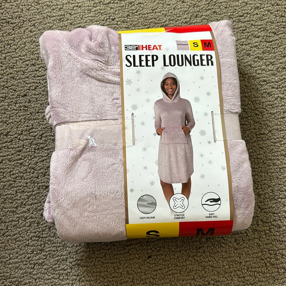 32 Degrees Heat Women's Hooded Cozy Plush Sleep Lounger Hoodie, NEW